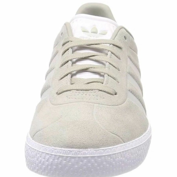 youth gazelle adidas